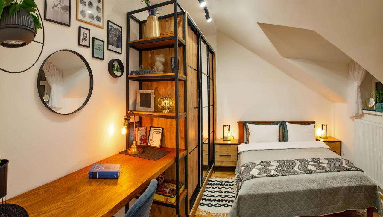 Old Town Loft Apartments Kamjanyi Potoki Kültér fotó