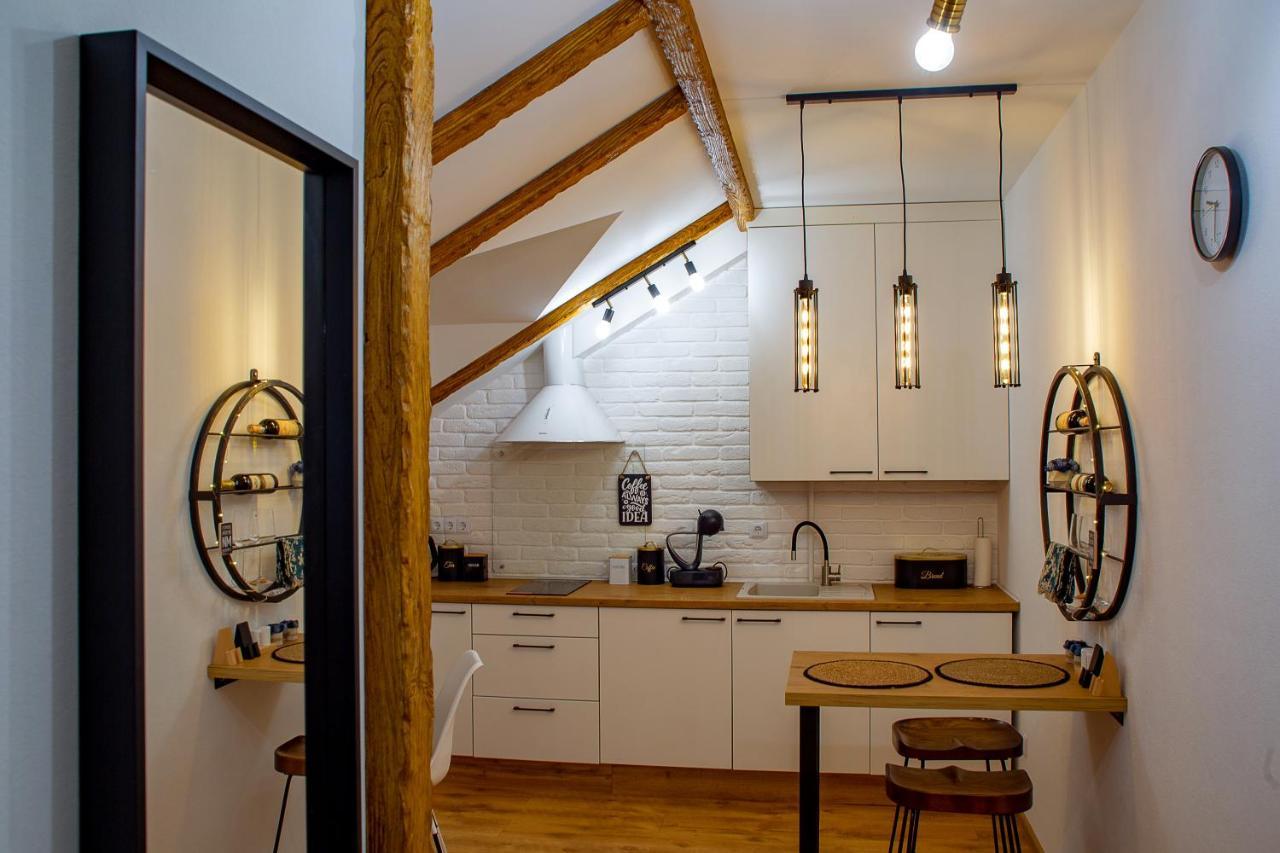 Old Town Loft Apartments Kamjanyi Potoki Kültér fotó